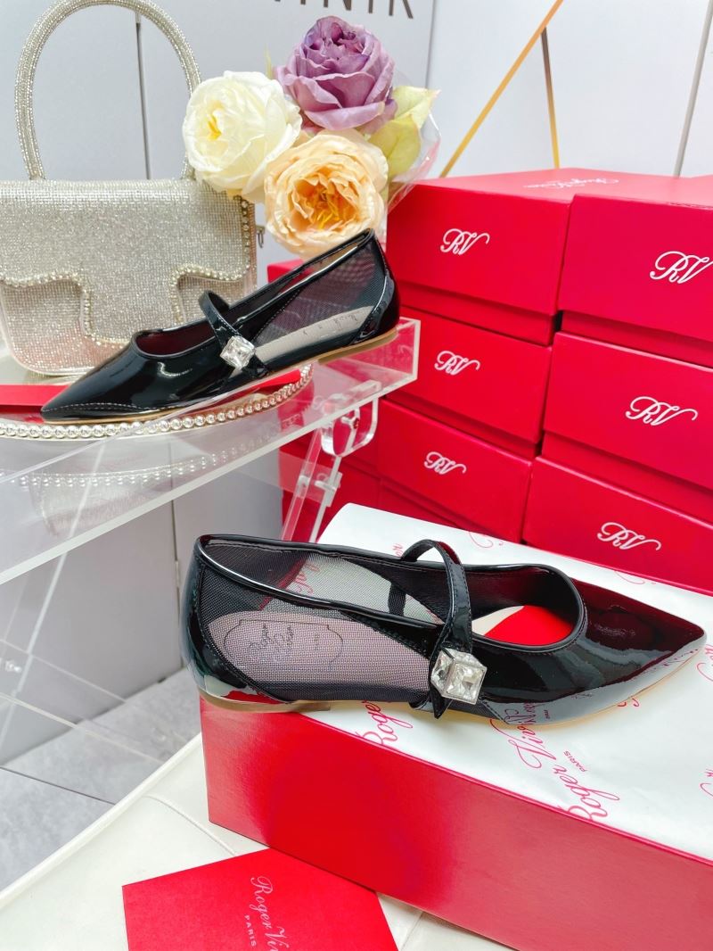 Roger Vivier flat shoes